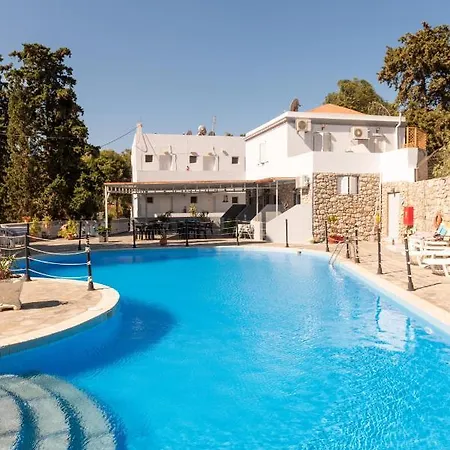 Ilias Sevasti Lägenhetshotell 4*