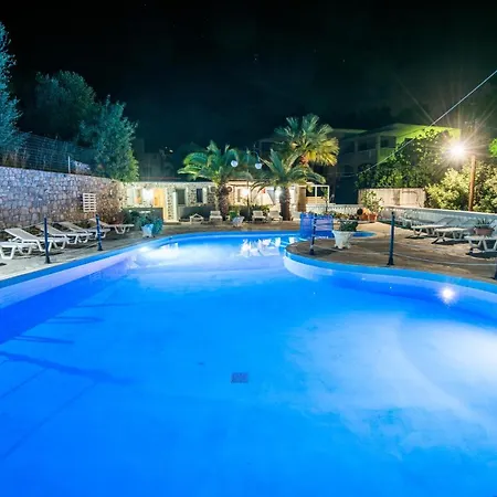 Lägenhetshotell Ilias Sevasti 4*