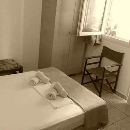 Ilias Sevasti Lägenhetshotell 4*