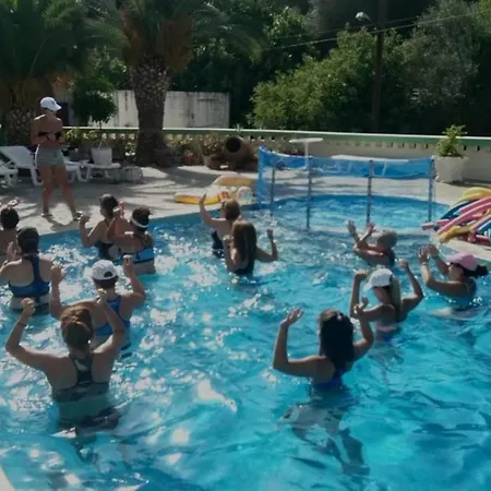 Lägenhetshotell Ilias Sevasti 4*